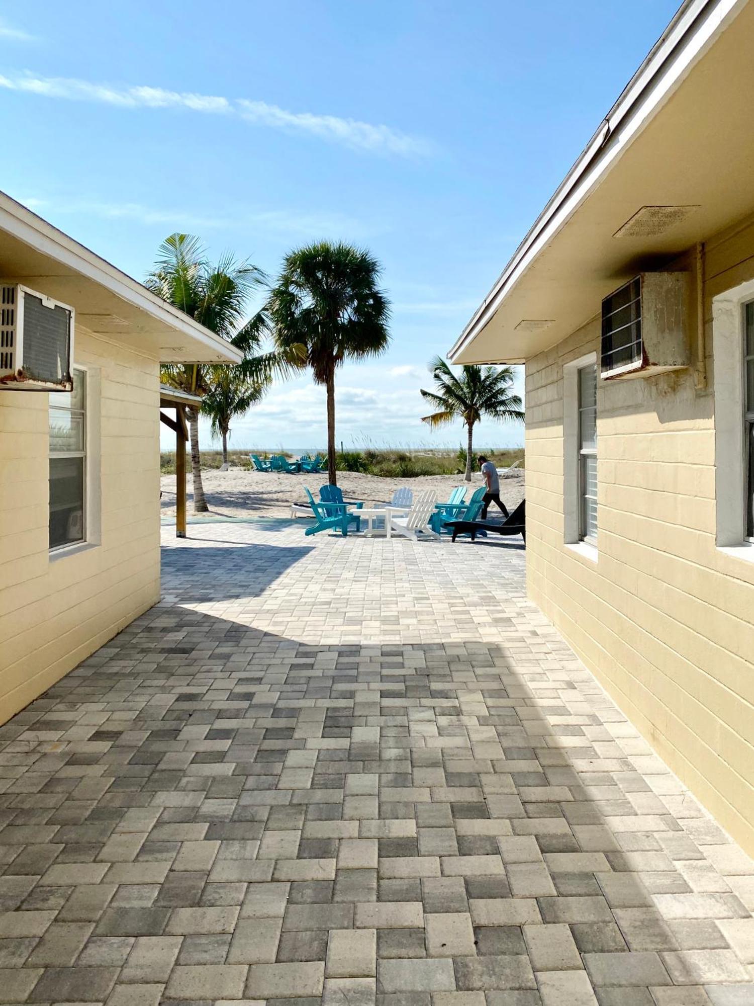 The Molloy - Treasure Island Suites & Cottages St. Pete Beach Phòng bức ảnh