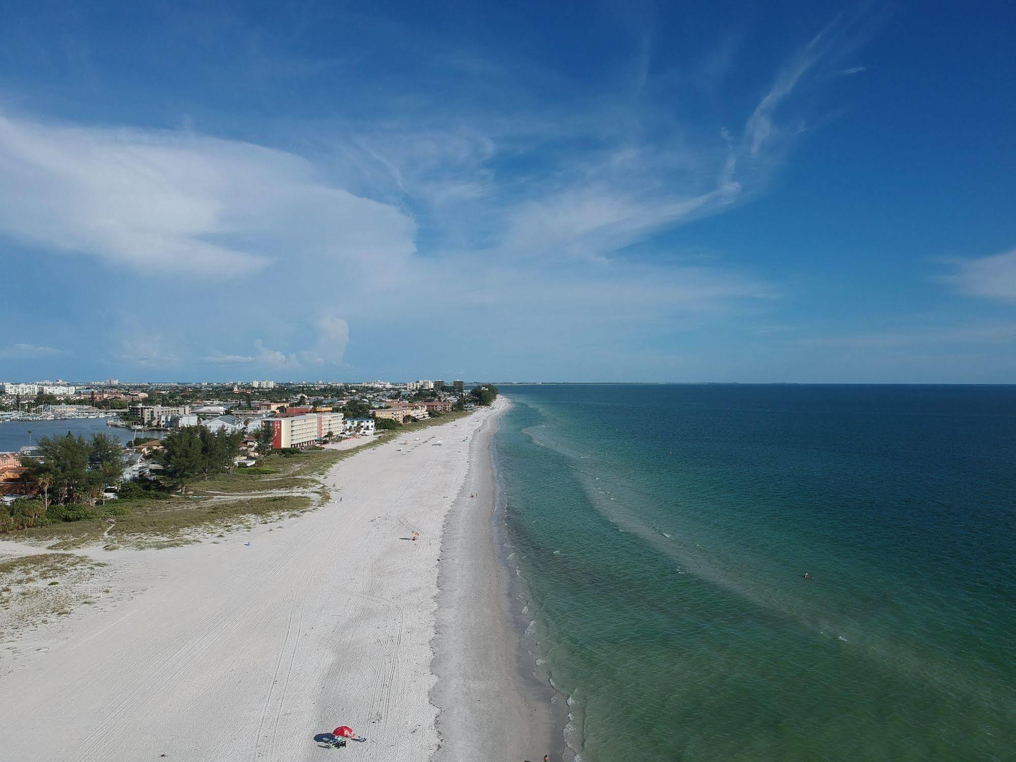The Molloy - Treasure Island Suites & Cottages St. Pete Beach Ngoại thất bức ảnh